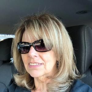 Meet your Posher, Cristine